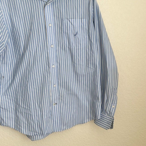Nautica Shirt Mens Medium Blue Striped Button Up Cotton Long Sleeve Spring - Picture 4 of 10